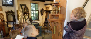 Friese staartklok Friese stoelklok