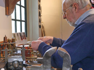 ambachtelijke klokkenmaker