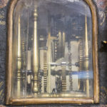 Stoelklok zijaanzicht