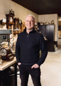 Klokkenmaker Dennis Canrinus